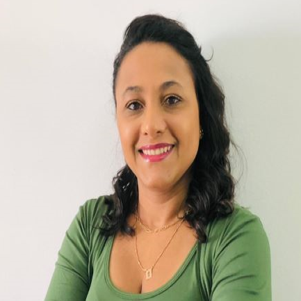 CAMILA APARECIDA PIRES HERVATIN