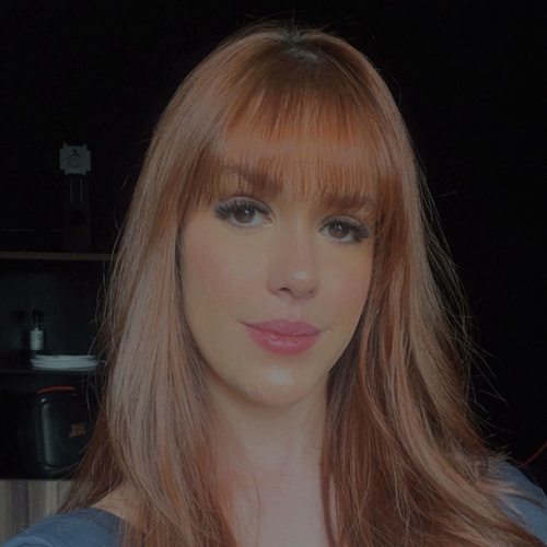 Foto de L&iacute;fia Nunes de Oliveira